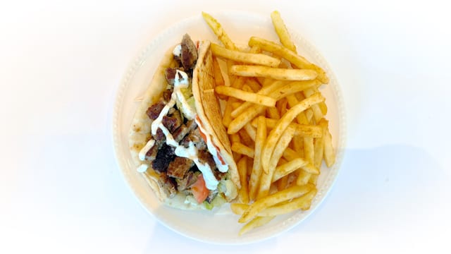 Lamb Gyro & 1 Side.