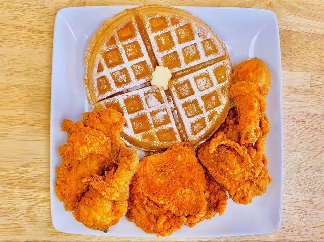 9 Pcs & 2 Waffles.