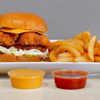 Nashville Regular Chicken Sandwich & 1 Side