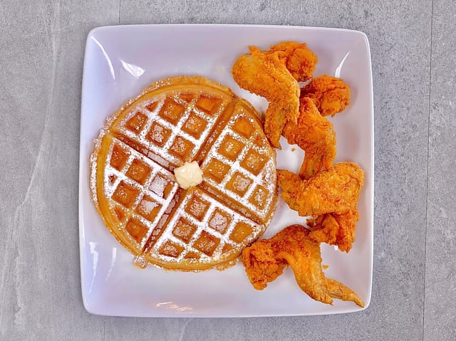 4 Wings & 1 Waffle.