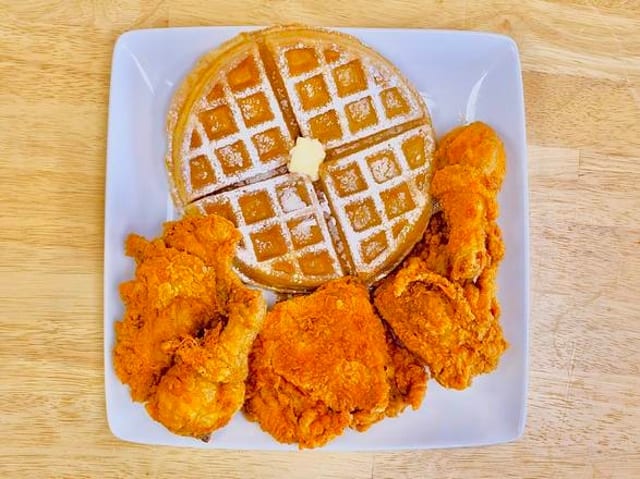 5 Dark Meat & Waffle.